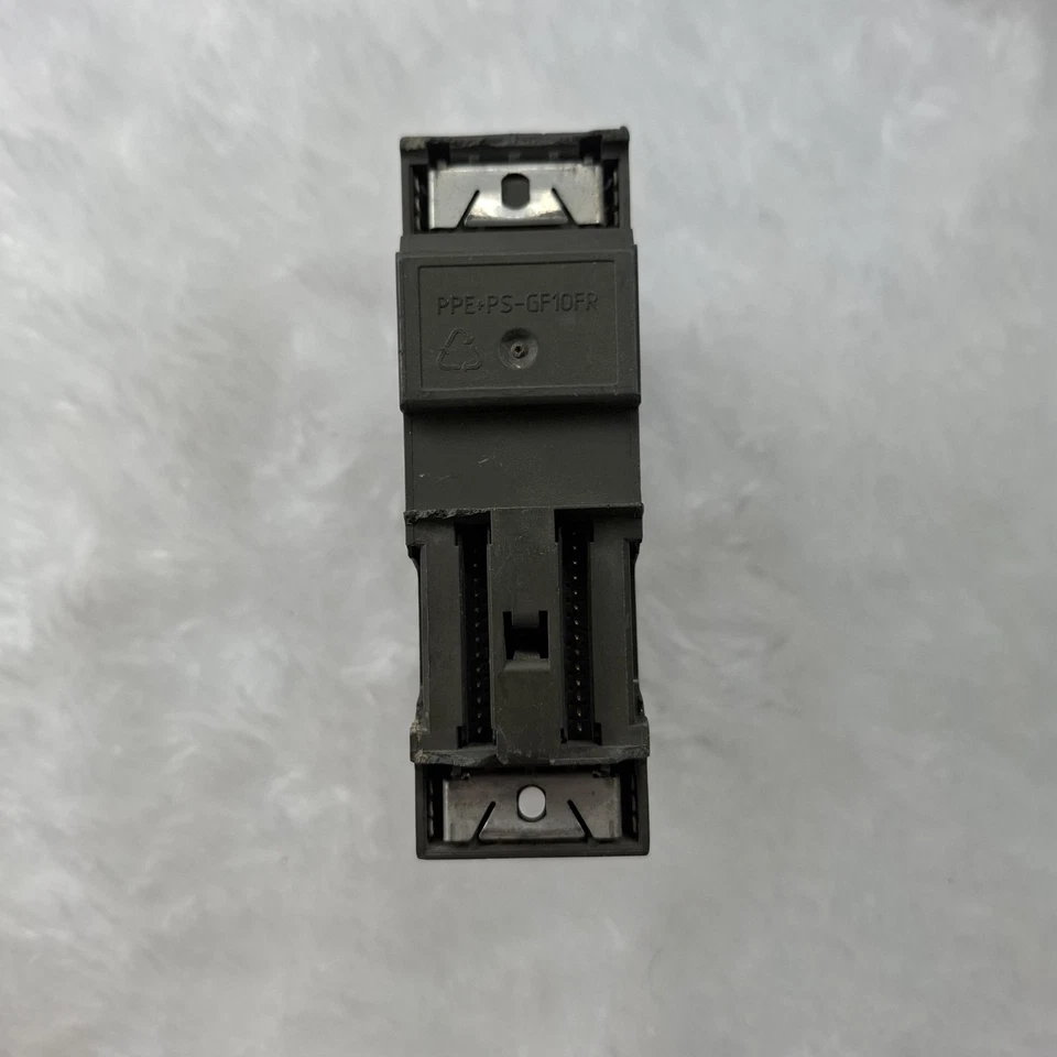 COSMETIC DAMAGED SIEMENS 6ES7 322-1BL00-0AA0 SIMATIC S7 6ES73221BL000AA0